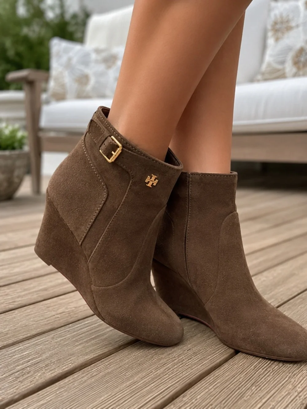 Tory Burch Brown Suede Wedge Ankle Boots Size 7M Leather Made in Brazil